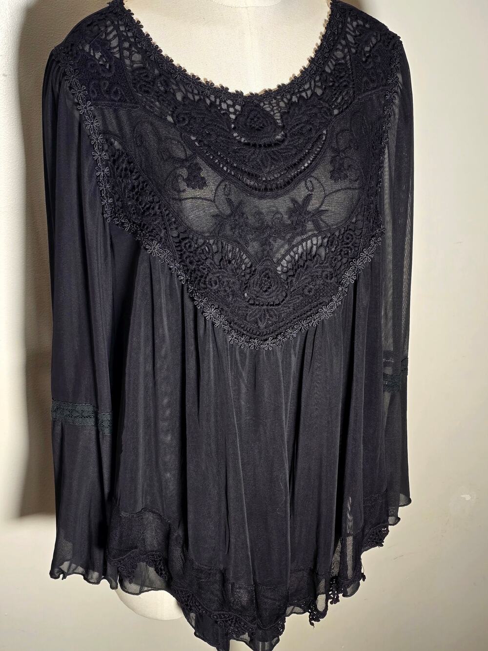 Indigo Thread Co Black Sheer Lace Babydoll Blouse Bell Sleeve Whimsigoth L